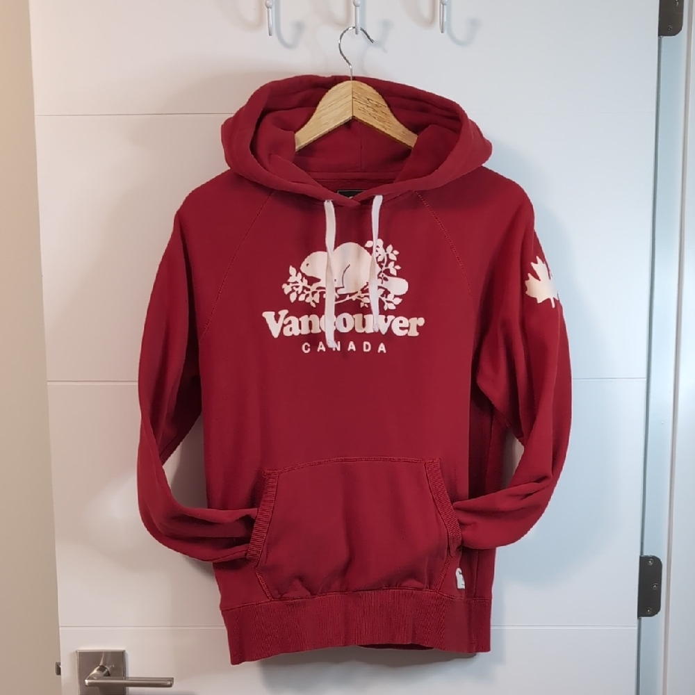 Roots ‘Vancouver’ Canada Classic Red Pullover - M